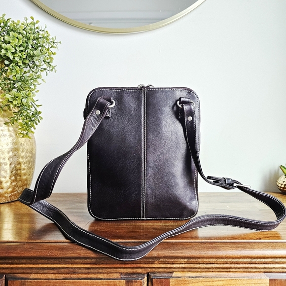 Le Donne Genuine Leather Collection Structured Organizer Shoulder Crossbody Bag - Picture 6 of 16